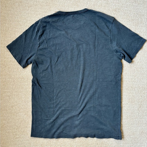 NWT Men’s Lucky Brand Fender T-Shirt - Picture 2 of 5